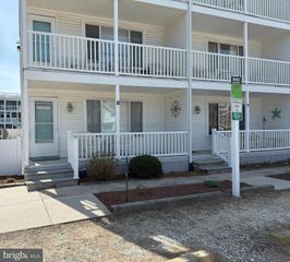 24 Dickinson Ave Unit 8A, Dewey Beach, DE 19971