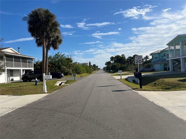 5 FLAGLER DRIVE, Palm Coast, FL 32137