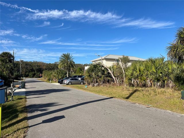 5 FLAGLER DRIVE, Palm Coast, FL 32137