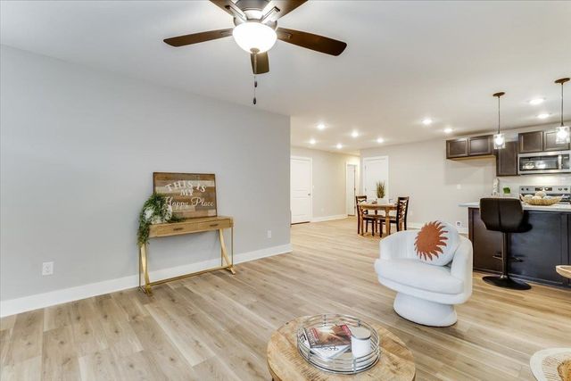 1932 S Mosley, Wichita, KS 67211