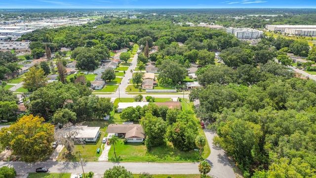 950 PINEDALE AVENUE, Orlando, FL 32808
