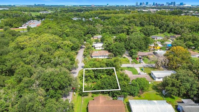 950 PINEDALE AVENUE, Orlando, FL 32808