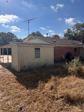 10 Catalina, Hilltop Lakes, TX 77871