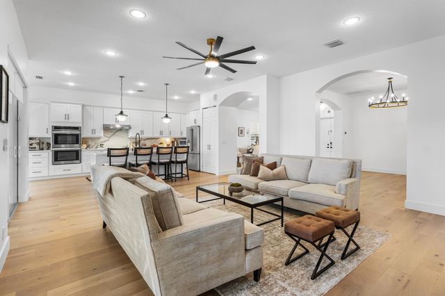 9009 New Hope Court, Royal Palm Beach, FL 33411