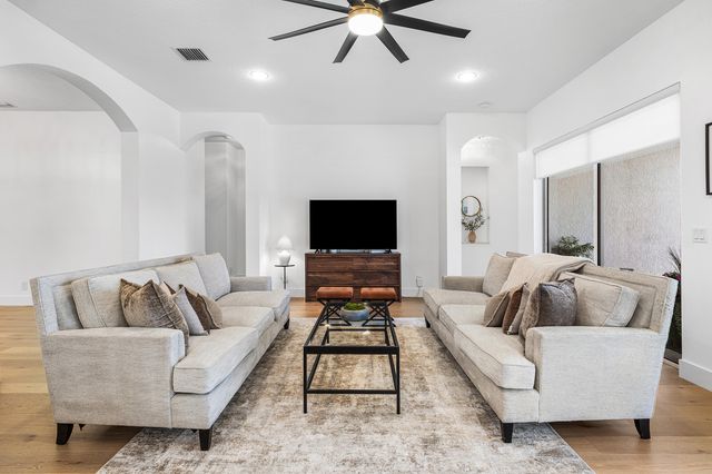 9009 New Hope Court, Royal Palm Beach, FL 33411