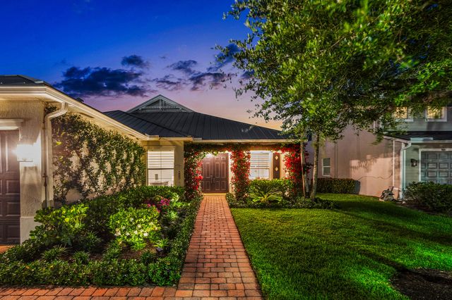 9009 New Hope Court, Royal Palm Beach, FL 33411