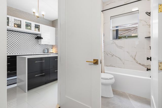 9009 New Hope Court, Royal Palm Beach, FL 33411