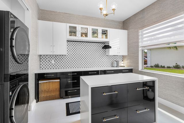 9009 New Hope Court, Royal Palm Beach, FL 33411