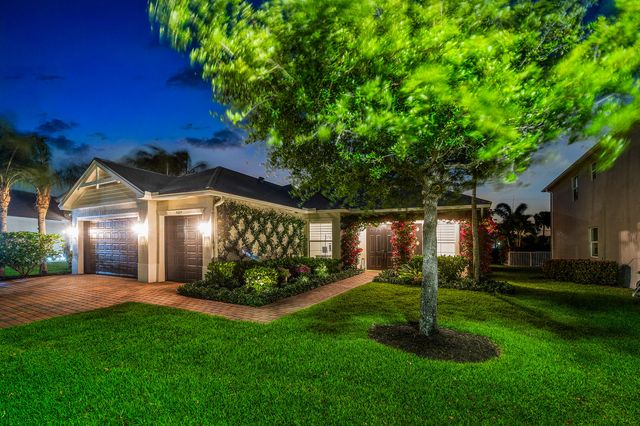 9009 New Hope Court, Royal Palm Beach, FL 33411