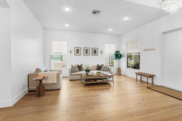 9009 New Hope Court, Royal Palm Beach, FL 33411