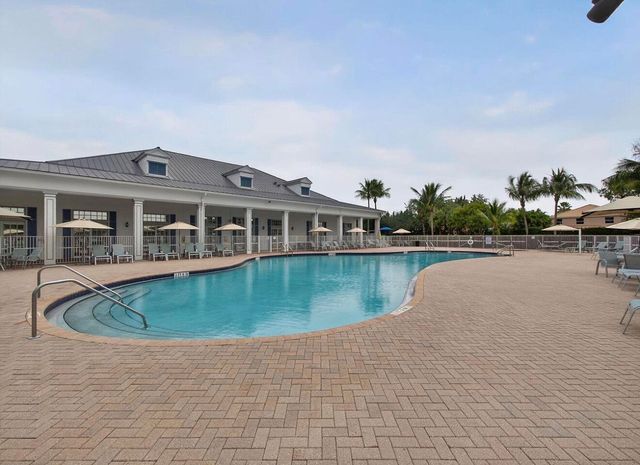 9009 New Hope Court, Royal Palm Beach, FL 33411