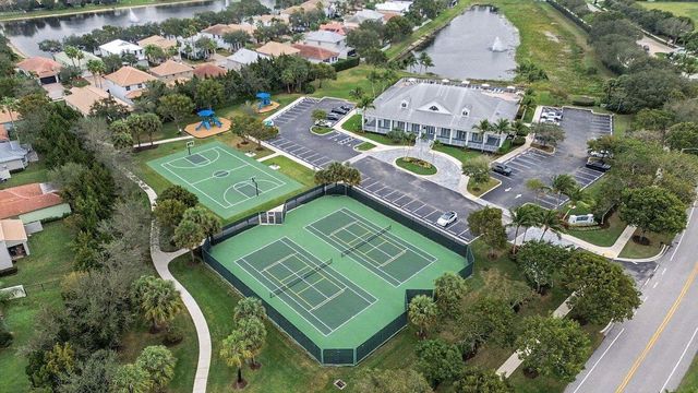 9009 New Hope Court, Royal Palm Beach, FL 33411