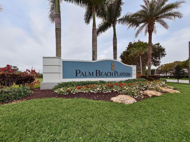 9009 New Hope Court, Royal Palm Beach, FL 33411
