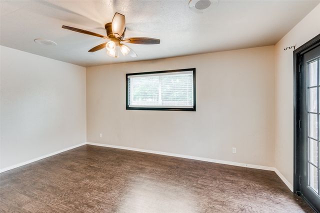 100 High School Drive, Waxahachie, TX 75165