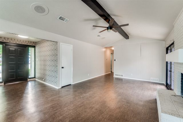 100 High School Drive, Waxahachie, TX 75165