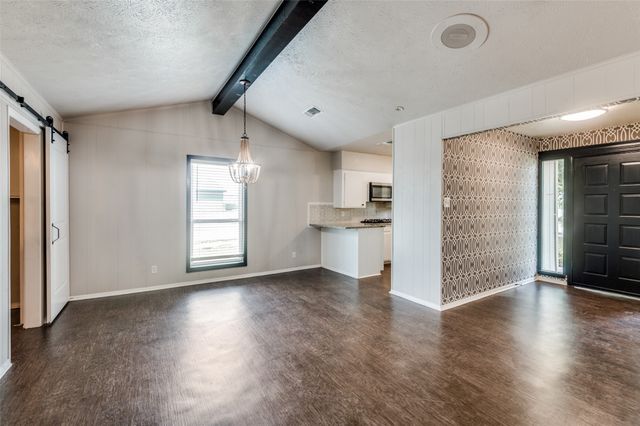 100 High School Drive, Waxahachie, TX 75165