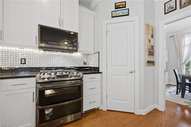 120 Peyton Randolph DR, Yorktown, VA 23692