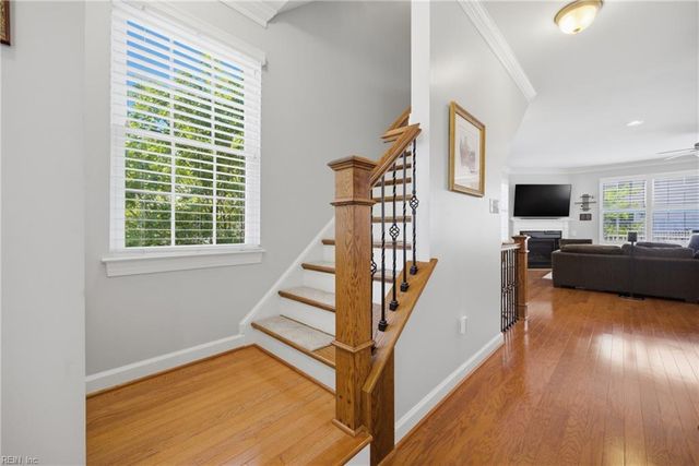 120 Peyton Randolph DR, Yorktown, VA 23692