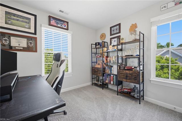 120 Peyton Randolph DR, Yorktown, VA 23692