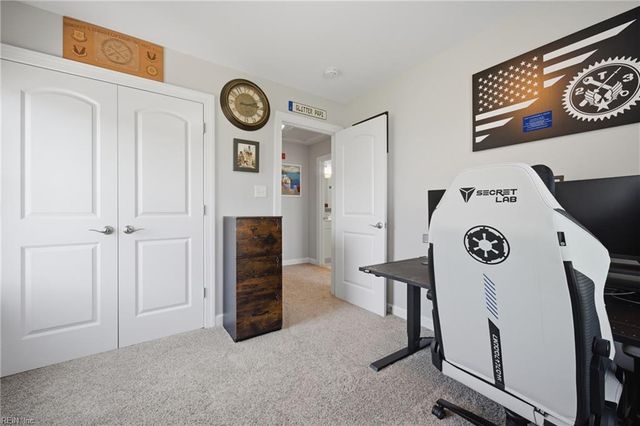120 Peyton Randolph DR, Yorktown, VA 23692