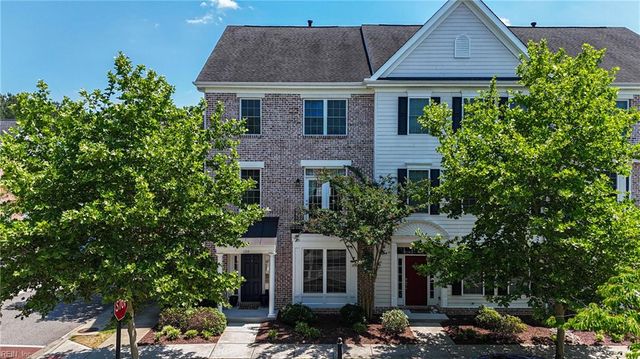 120 Peyton Randolph DR, Yorktown, VA 23692
