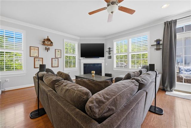 120 Peyton Randolph DR, Yorktown, VA 23692