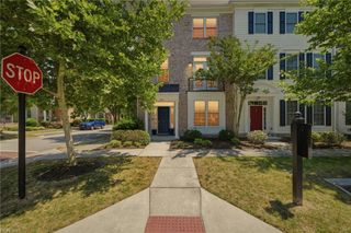 120 Peyton Randolph DR, Yorktown, VA 23692