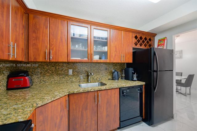 1980 S Ocean Dr 7A, Hallandale Beach, FL 33009