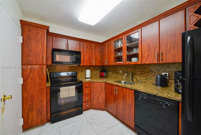 1980 S Ocean Dr 7A, Hallandale Beach, FL 33009