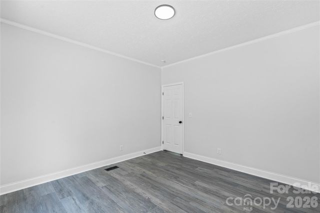 102 E WILKINS Street, Dallas, NC 28034