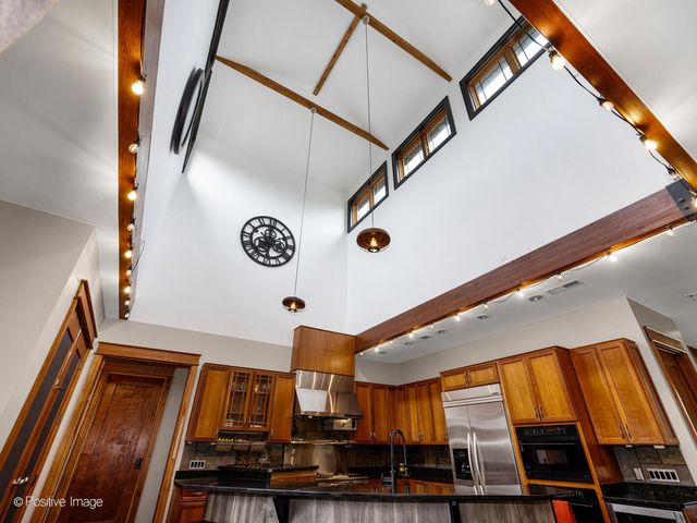 4218 Florence Avenue, Downers Grove, IL 60515