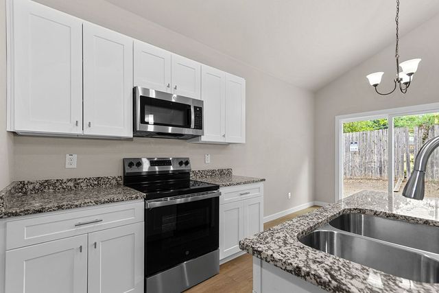 2711 Finley Street, Fort Worth, TX 76111