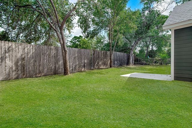 2711 Finley Street, Fort Worth, TX 76111