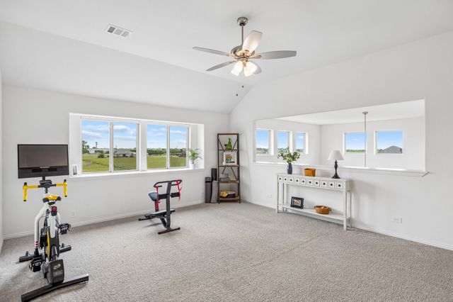 213 Lakewood Lane, Ponder, TX 76259