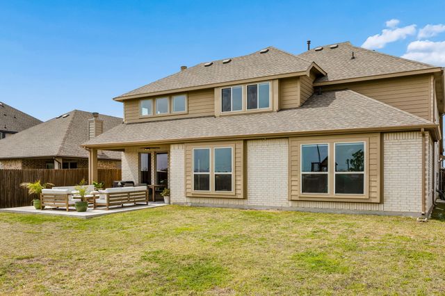 213 Lakewood Lane, Ponder, TX 76259