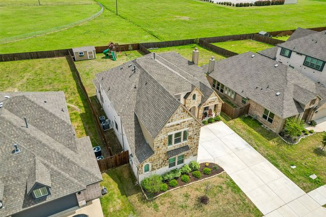 213 Lakewood Lane, Ponder, TX 76259