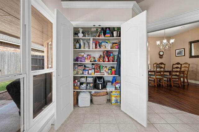 11008 NW 104th Terrace, Yukon, OK 73099
