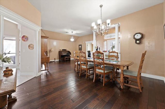 11008 NW 104th Terrace, Yukon, OK 73099