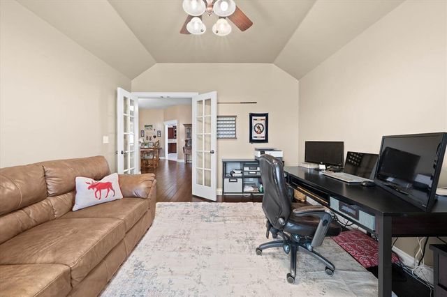 11008 NW 104th Terrace, Yukon, OK 73099