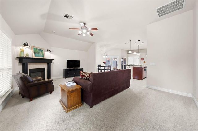 11008 NW 104th Terrace, Yukon, OK 73099