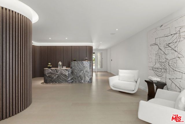 9200 Wilshire Boulevard 204W, Beverly Hills, CA 90212
