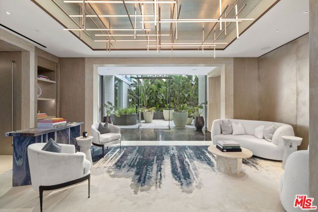 9200 Wilshire Boulevard 204W, Beverly Hills, CA 90212