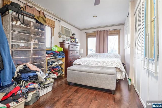 3-04 Bergen Avenue, Fair Lawn, NJ 07410