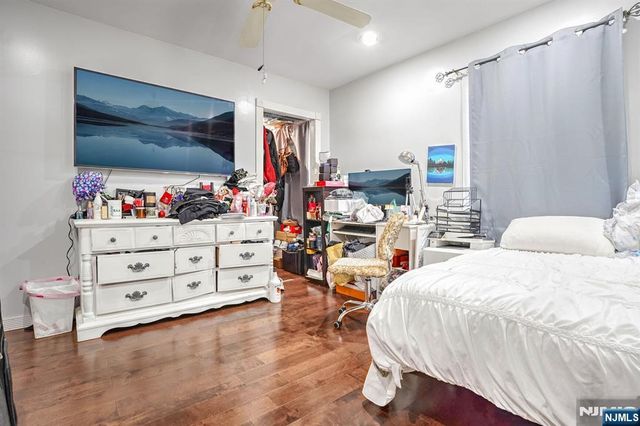 3-04 Bergen Avenue, Fair Lawn, NJ 07410