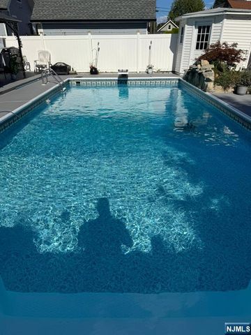 3-04 Bergen Avenue, Fair Lawn, NJ 07410