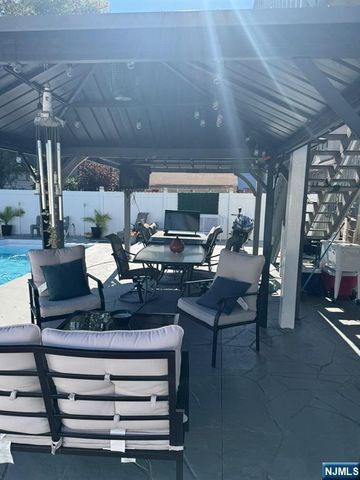 3-04 Bergen Avenue, Fair Lawn, NJ 07410