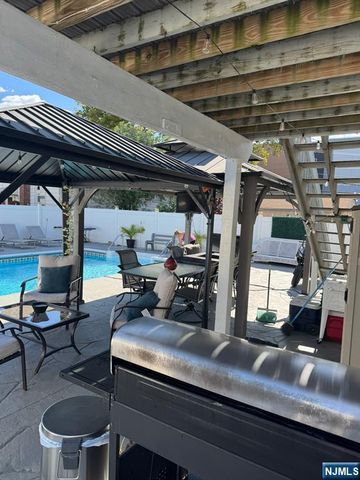 3-04 Bergen Avenue, Fair Lawn, NJ 07410