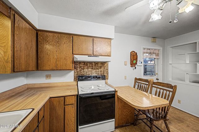 5827 E ANAHEIM Street, Mesa, AZ 85205