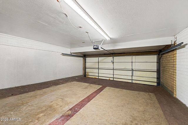 5827 E ANAHEIM Street, Mesa, AZ 85205