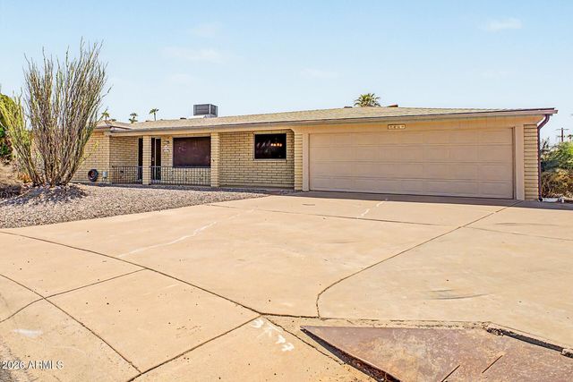 5827 E ANAHEIM Street, Mesa, AZ 85205